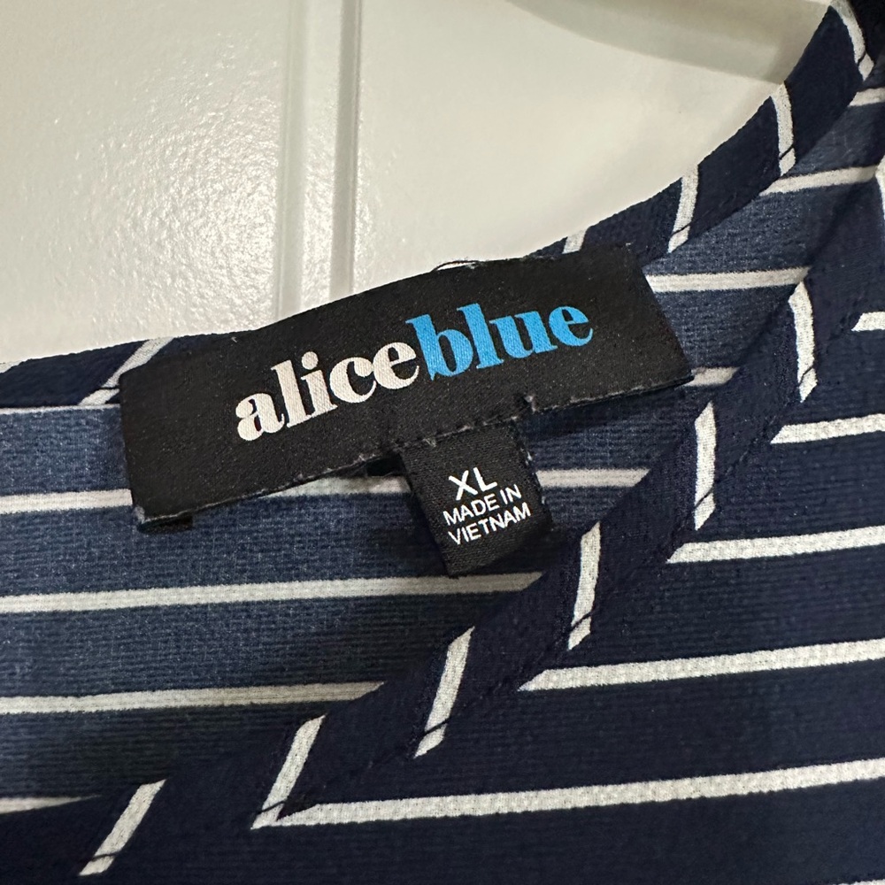 Navy striped blouse top - Picture 3 of 5